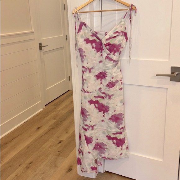 Joie Dami Asymmetrical Hem Floral Dress Size 2 NWT - Picture 3 of 6